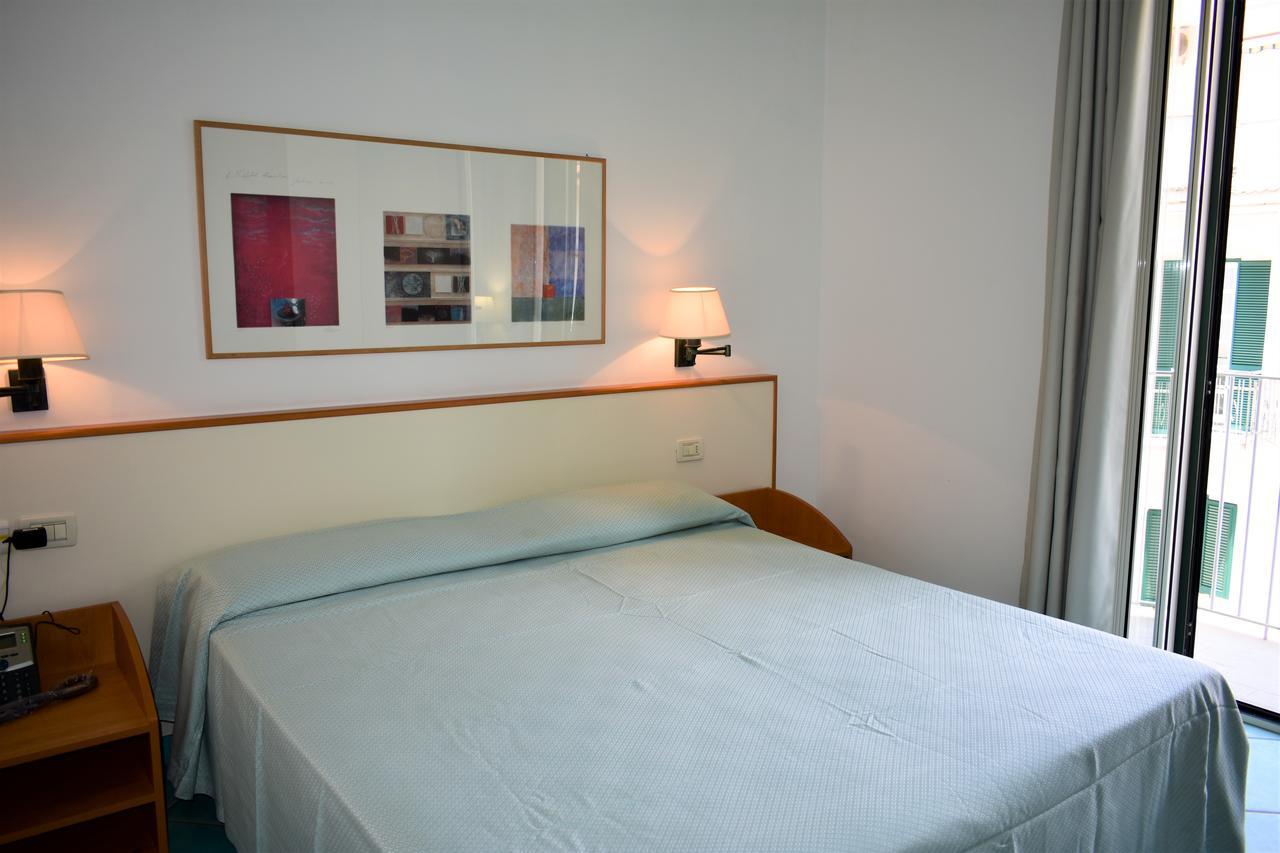 Hotel Amyclae สแปร์ลองกา ภายนอก รูปภาพ